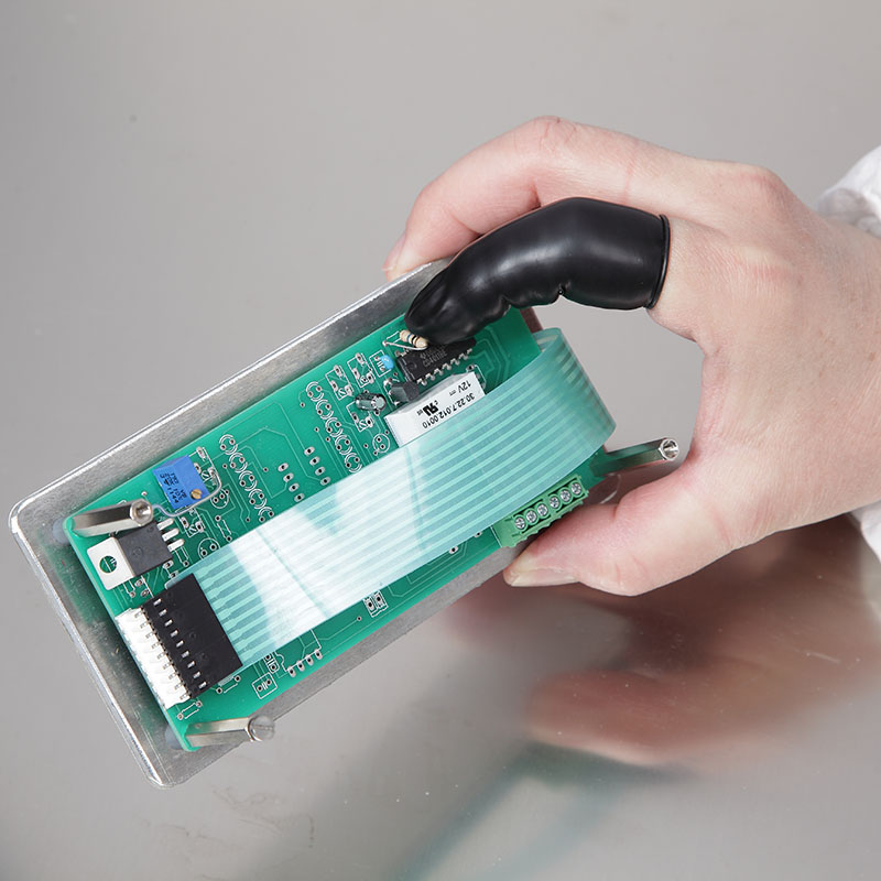 Doigtiers en latex antistatiques noirs