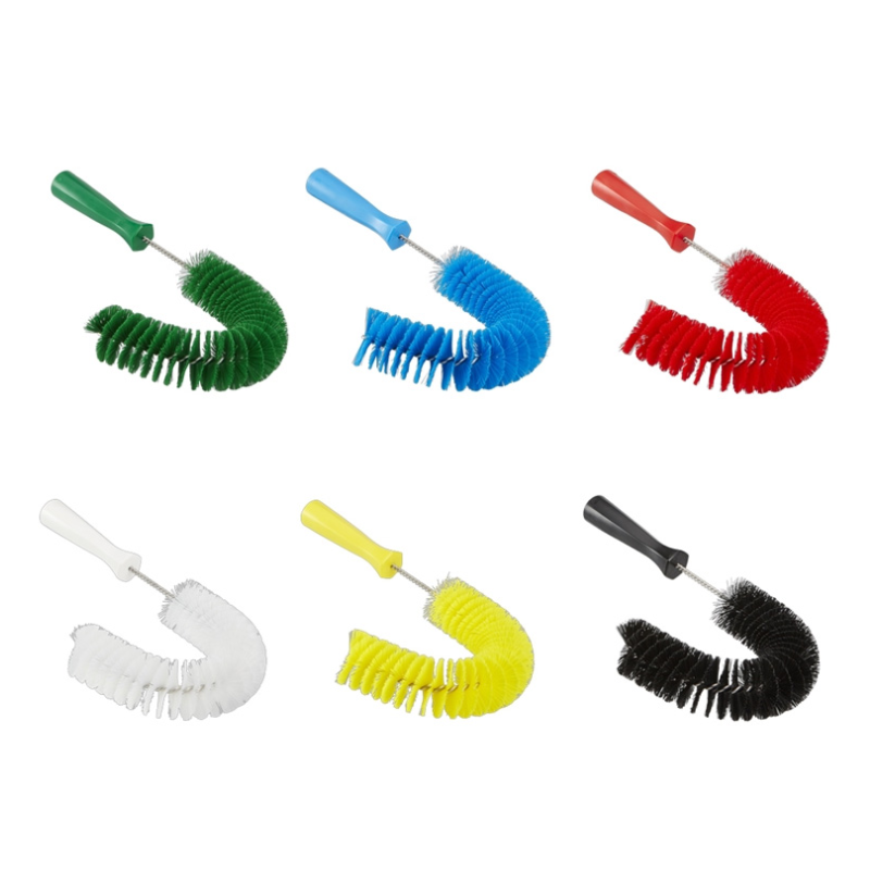 Brosse flexible à main